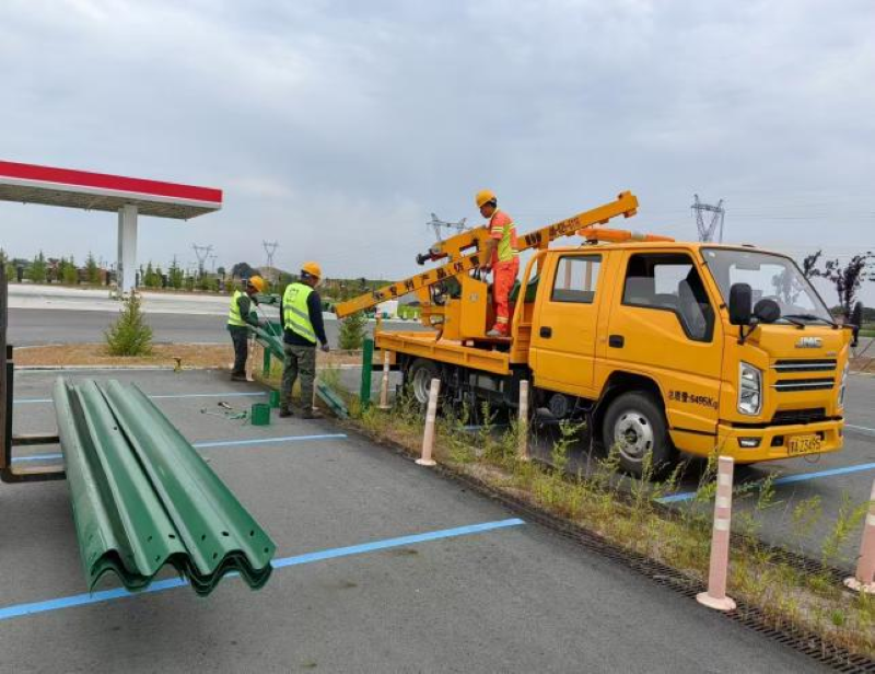 女人与公狍交酡女免费