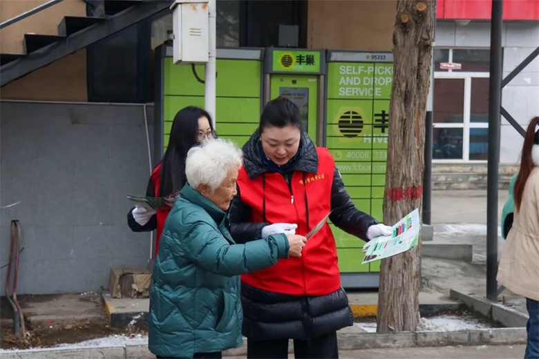 女人与公狍交酡女免费