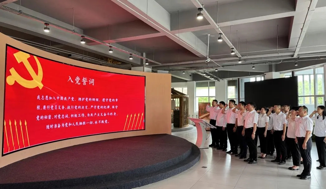 女人与公狍交酡女免费