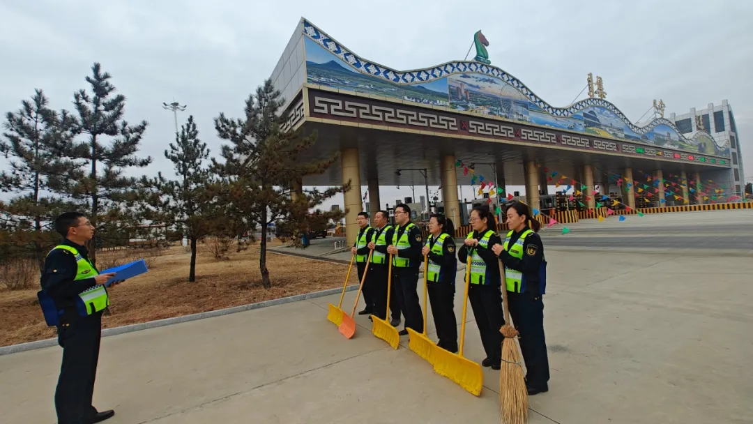 女人与公狍交酡女免费