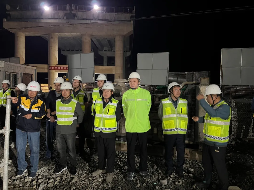 女人与公狍交酡女免费