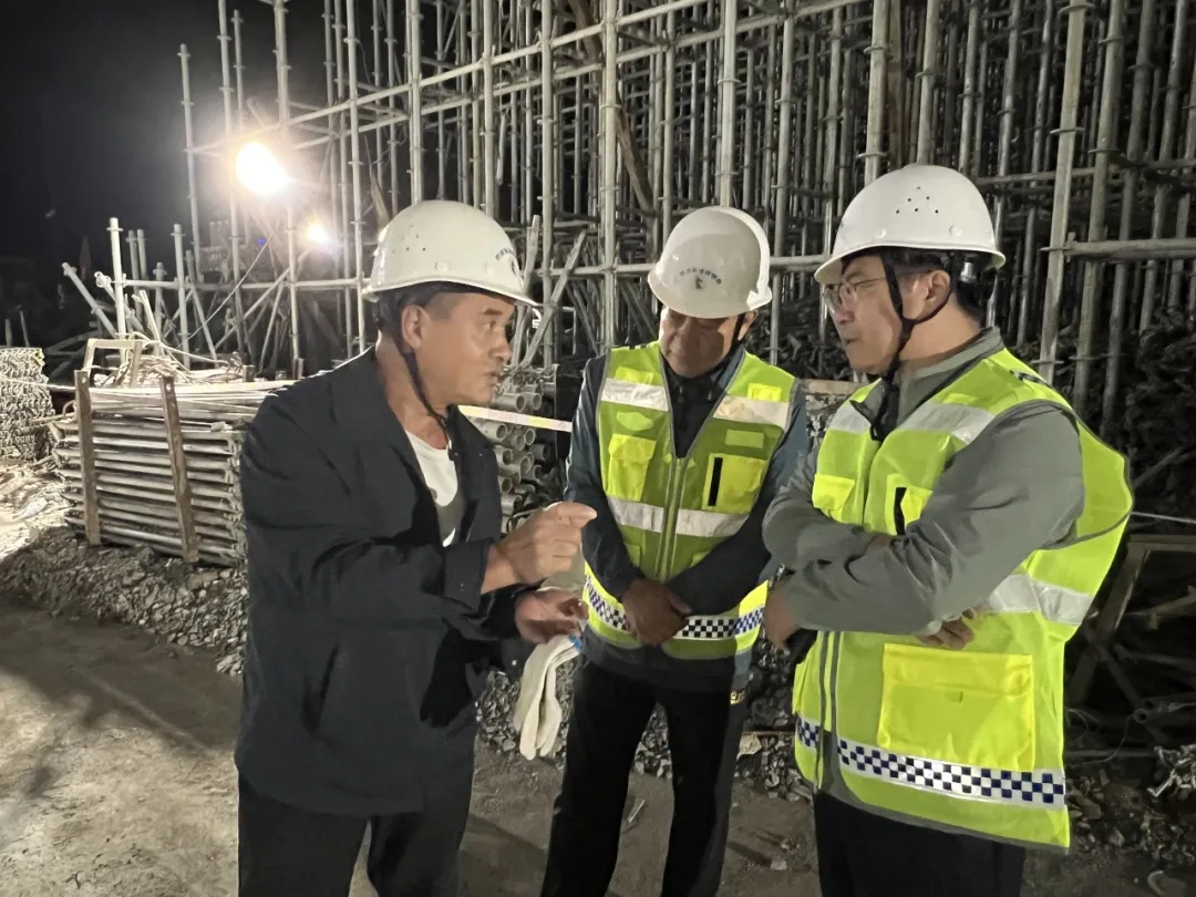 女人与公狍交酡女免费