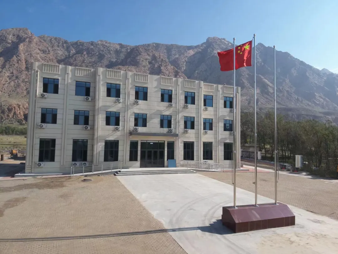 女人与公狍交酡女免费