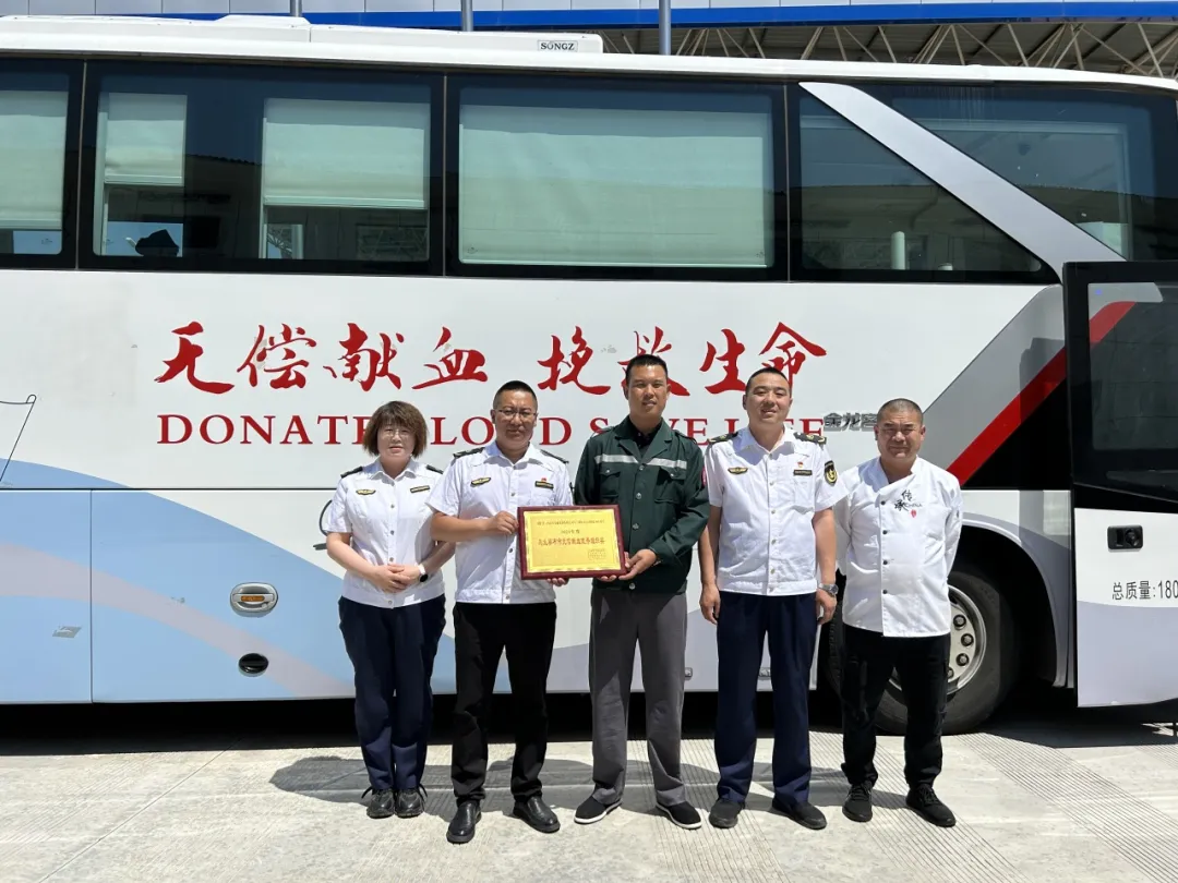 女人与公狍交酡女免费