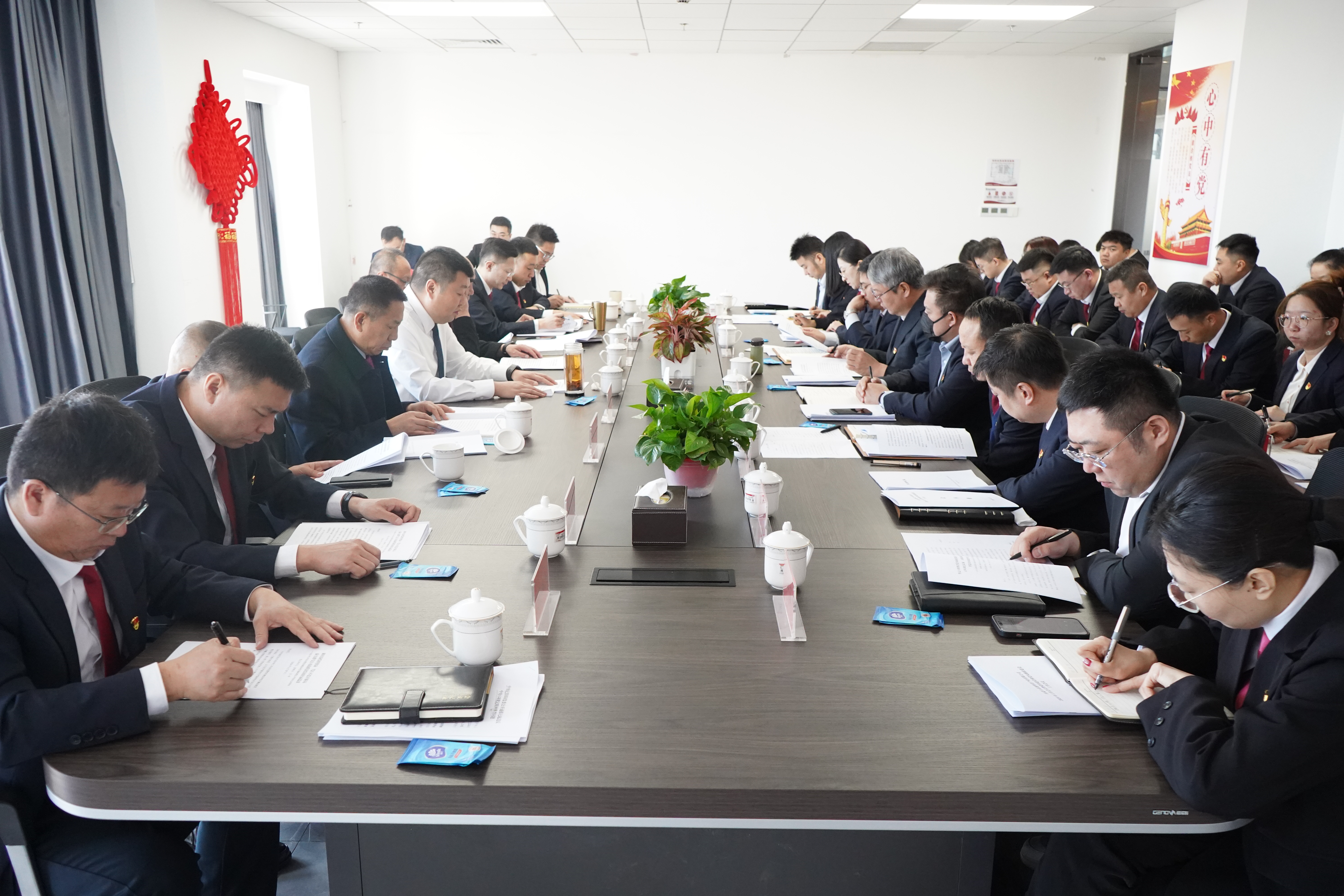 女人与公狍交酡女免费