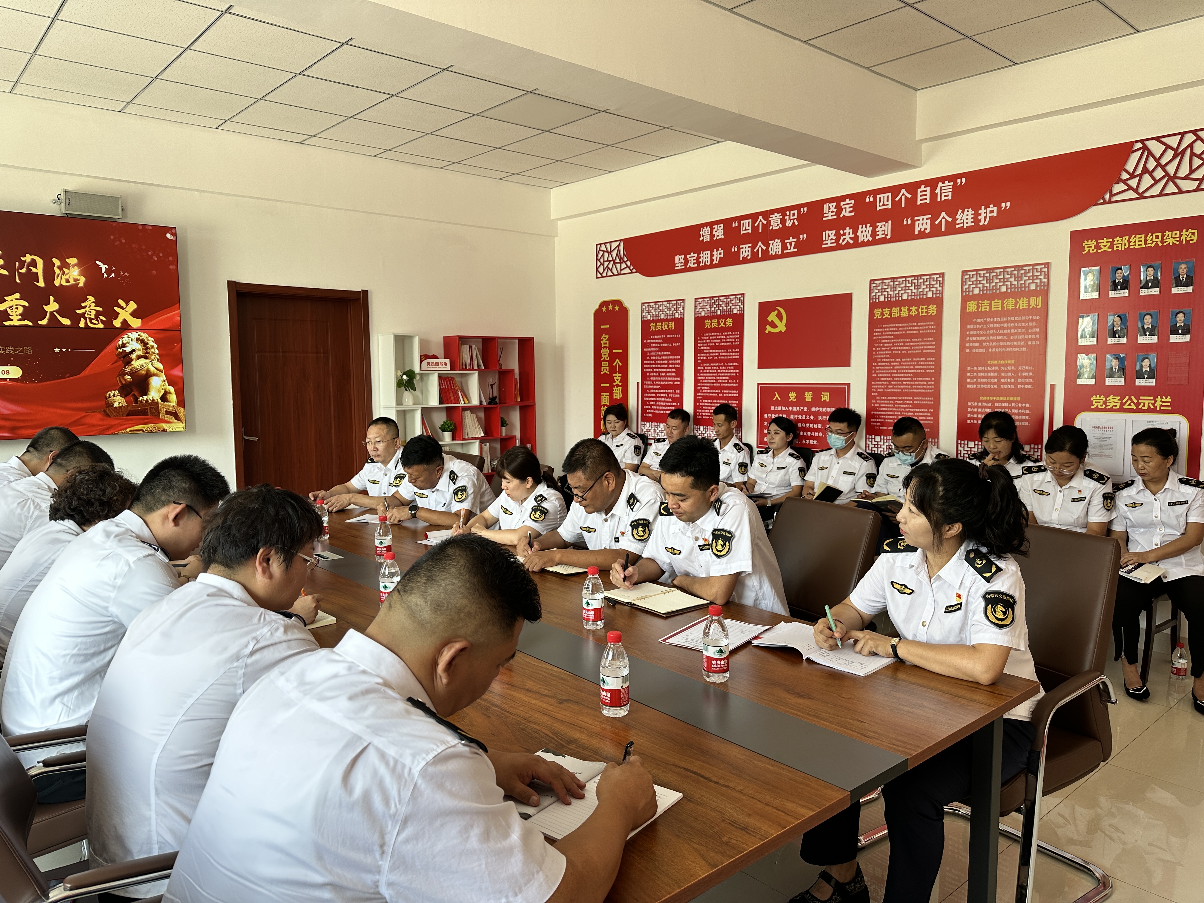 女人与公狍交酡女免费