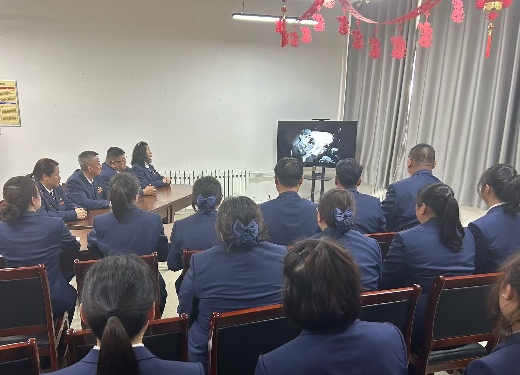 女人与公狍交酡女免费