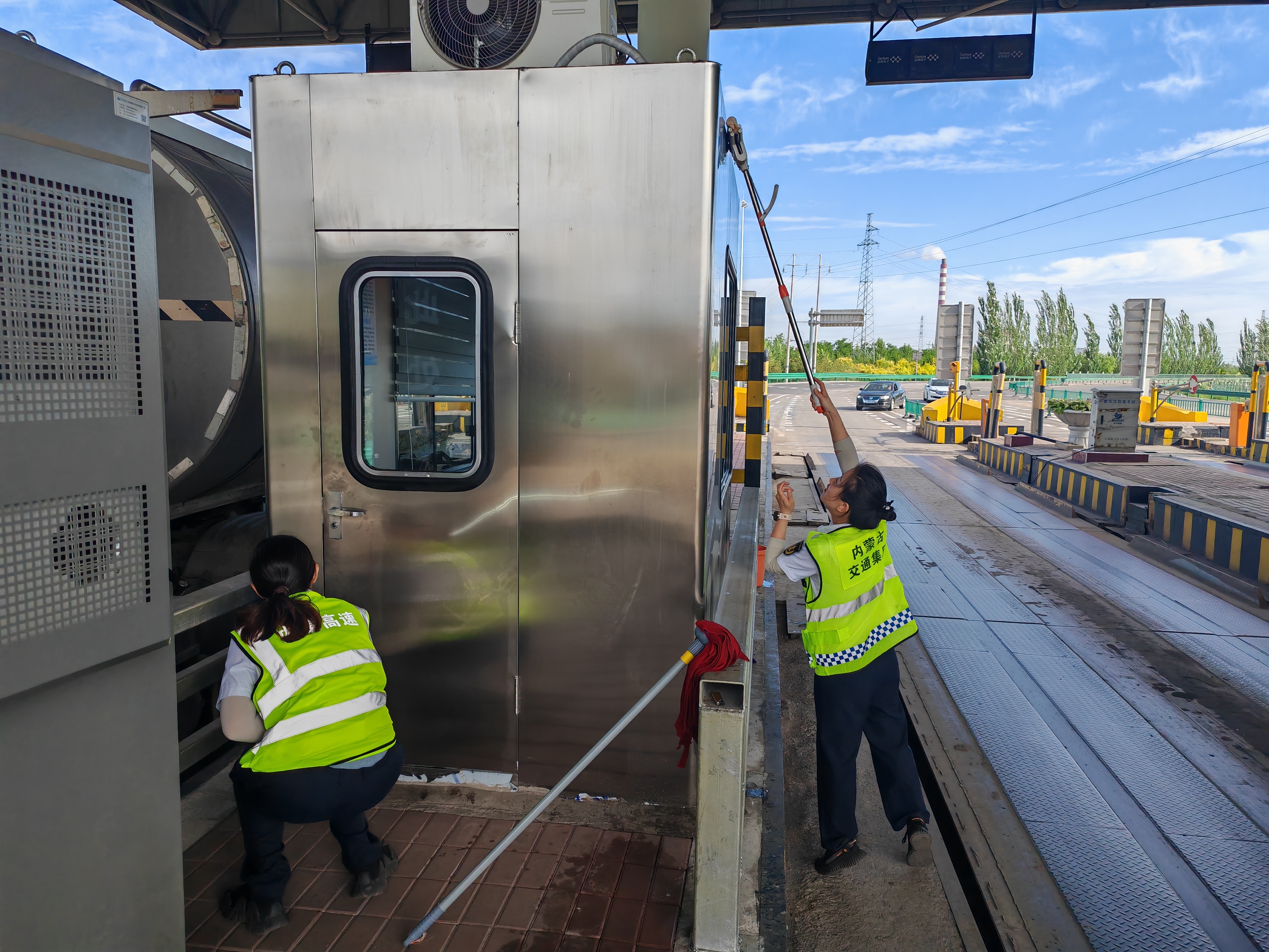 女人与公狍交酡女免费