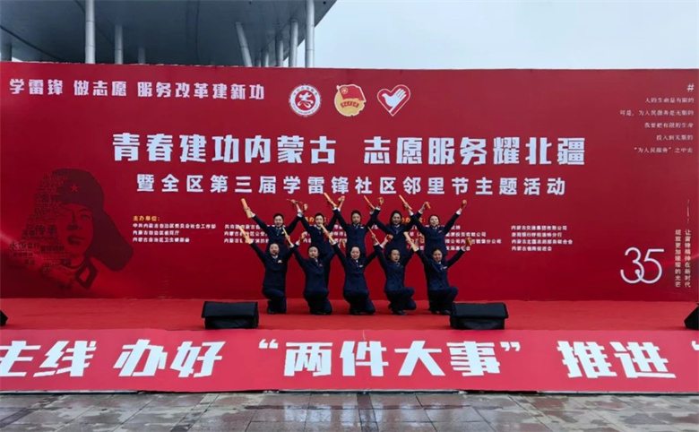 女人与公狍交酡女免费