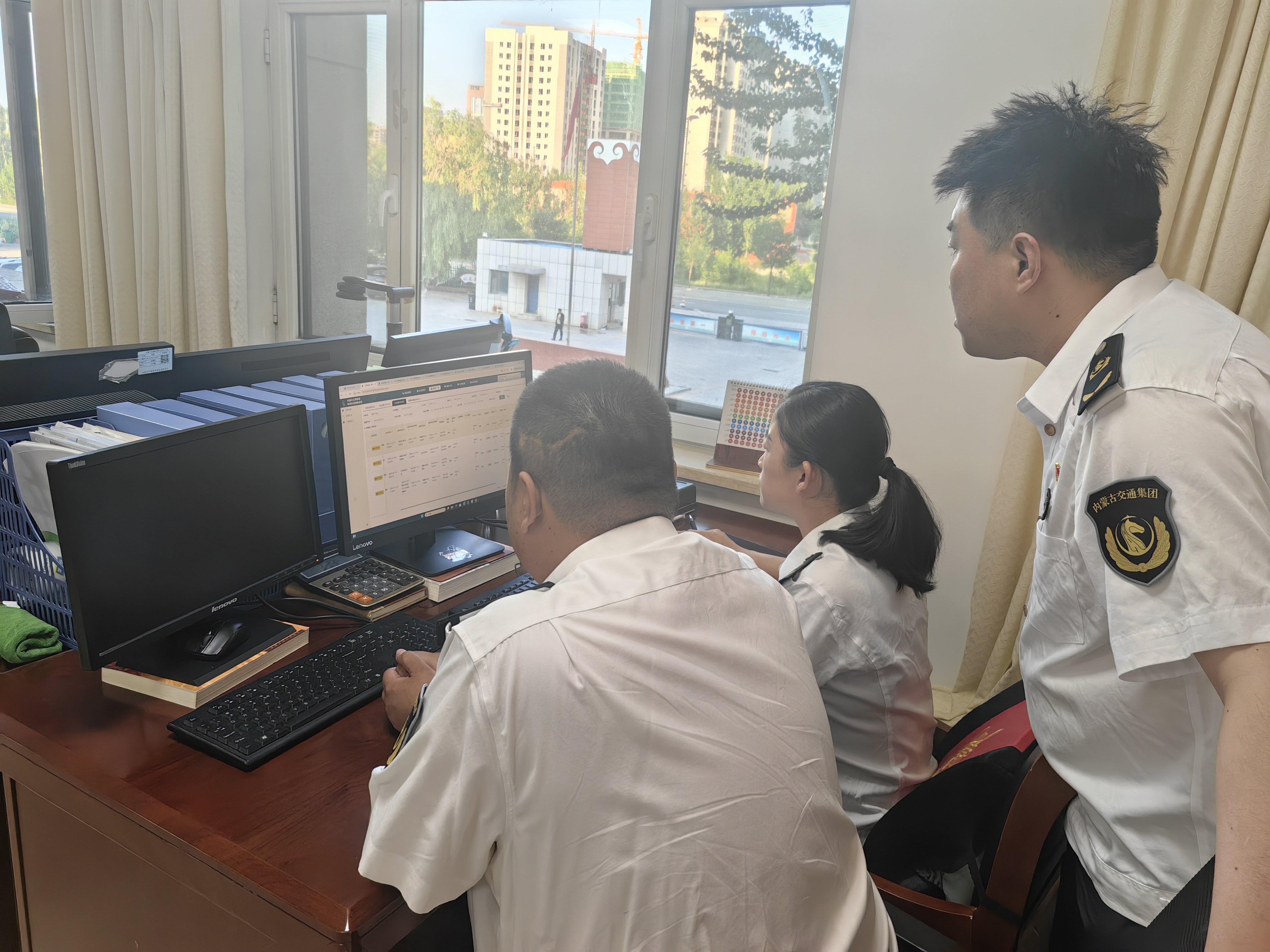 女人与公狍交酡女免费