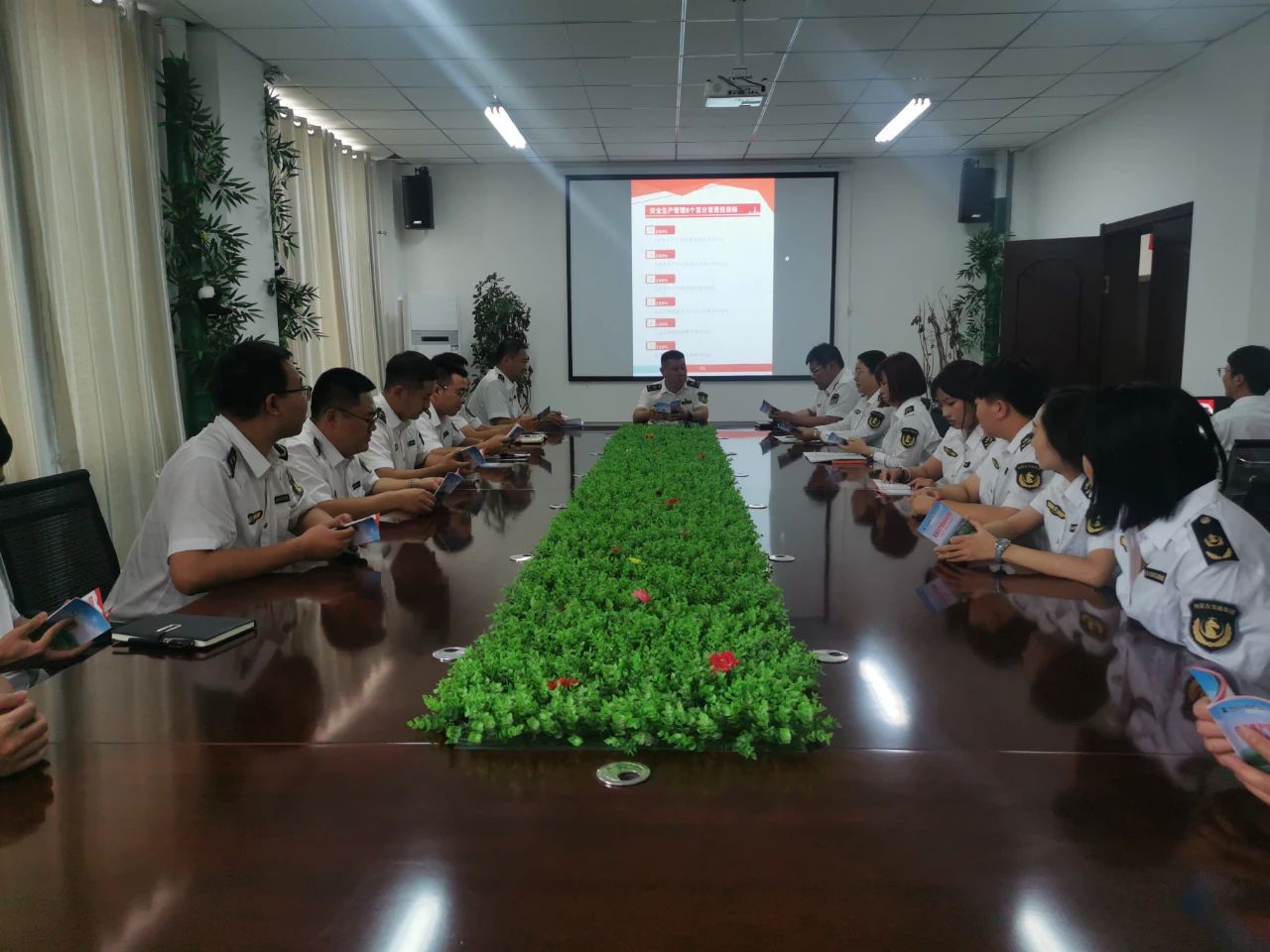 女人与公狍交酡女免费