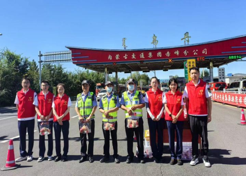 女人与公狍交酡女免费