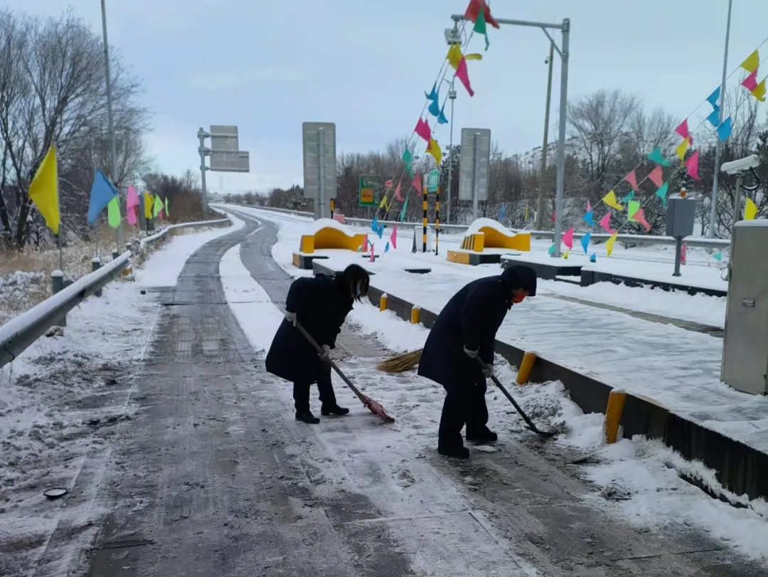 女人与公狍交酡女免费