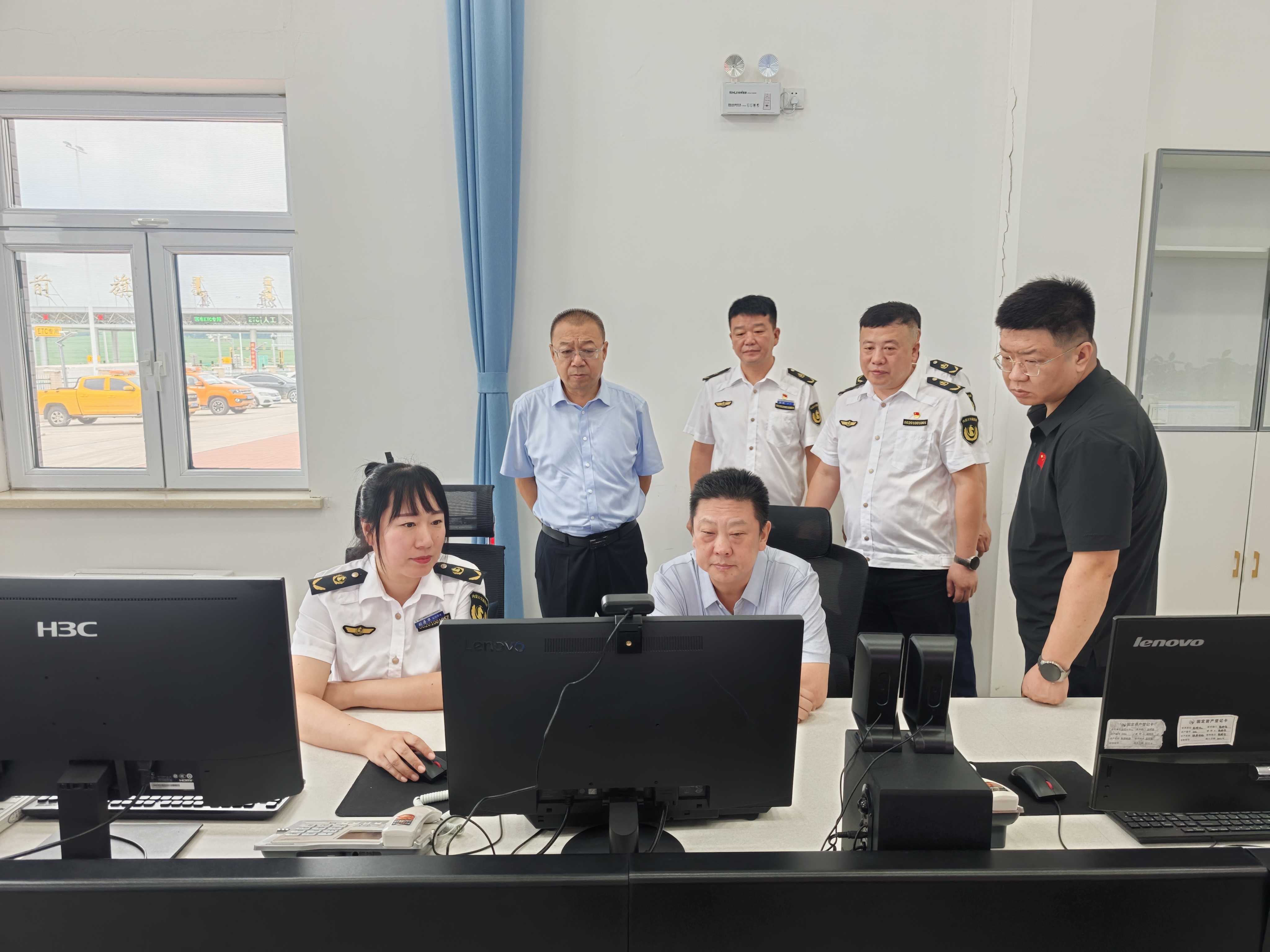 女人与公狍交酡女免费