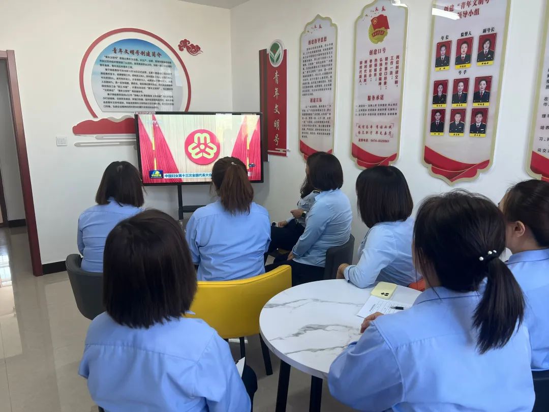 女人与公狍交酡女免费