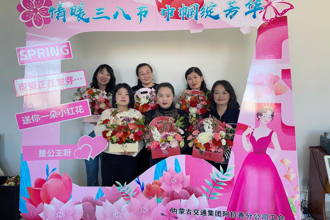 女人与公狍交酡女免费