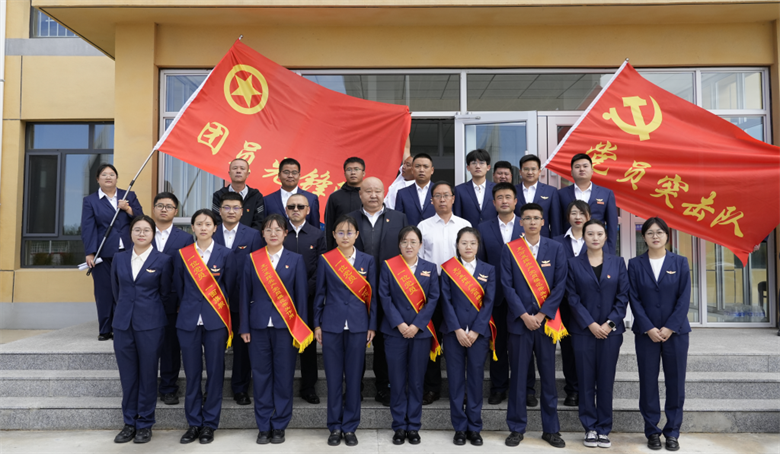 女人与公狍交酡女免费