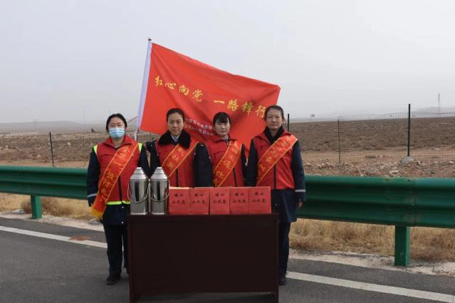 女人与公狍交酡女免费