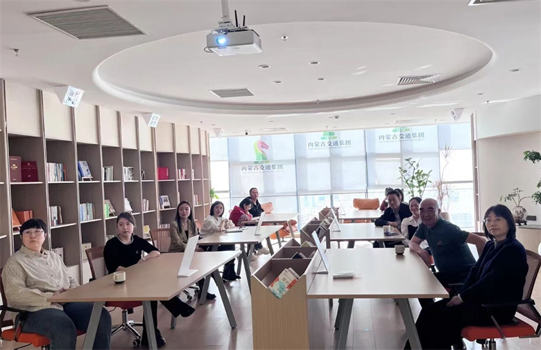 女人与公狍交酡女免费