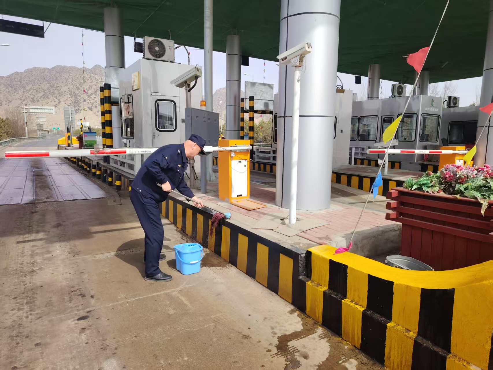 女人与公狍交酡女免费