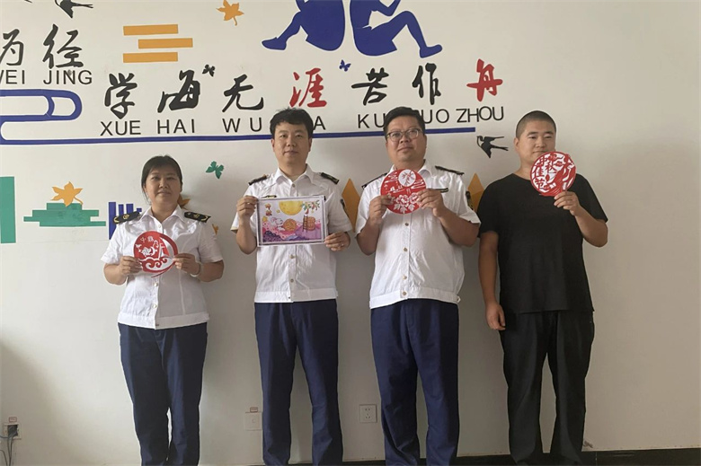 女人与公狍交酡女免费