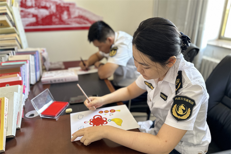 女人与公狍交酡女免费