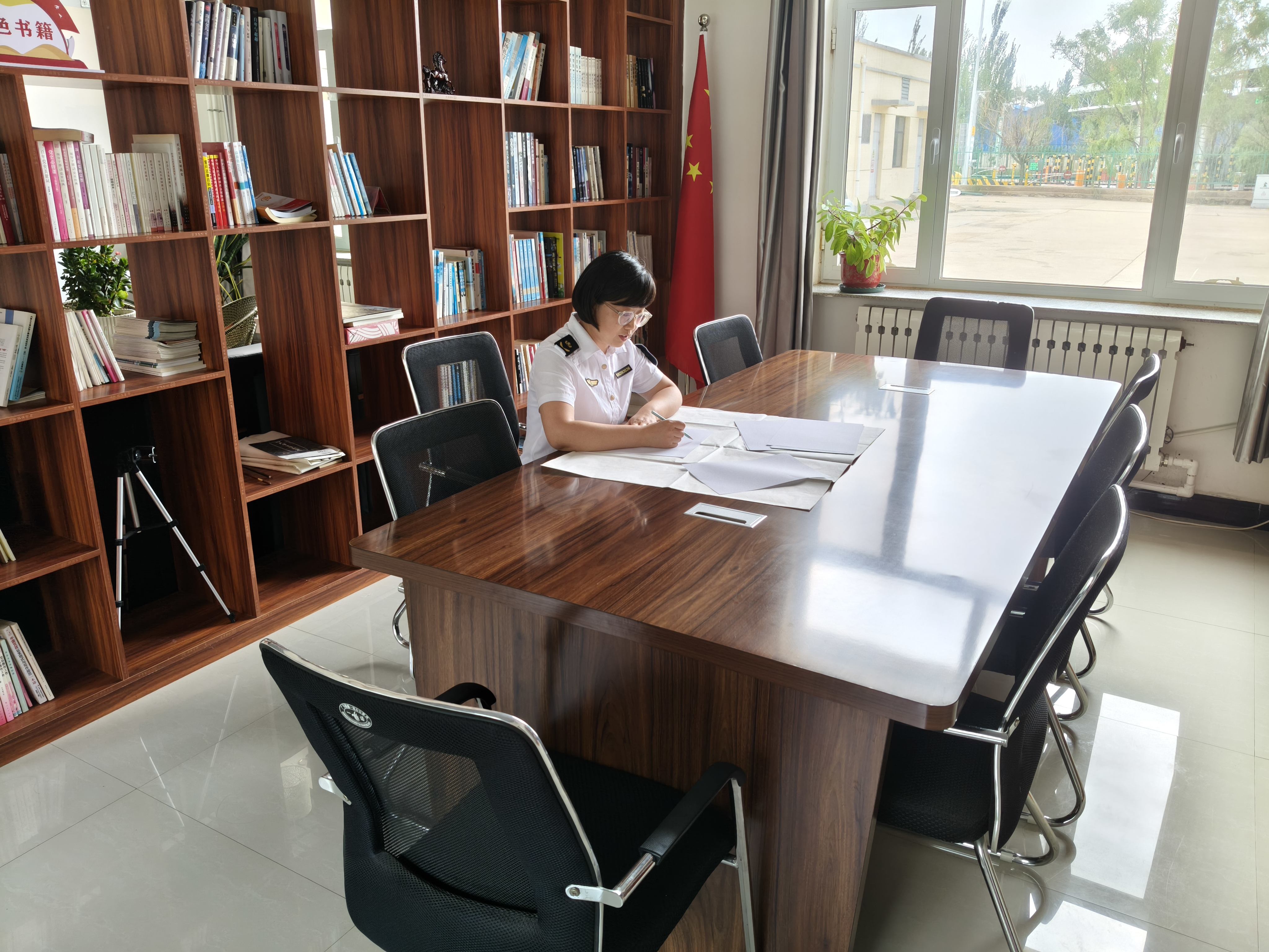 女人与公狍交酡女免费