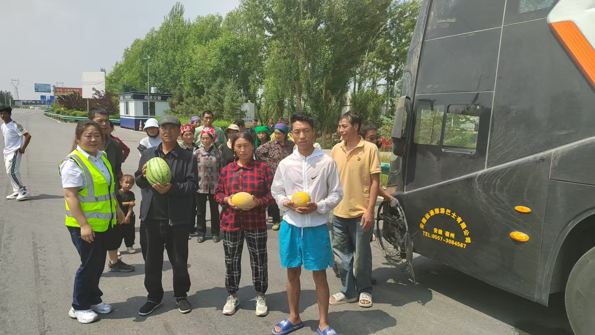 女人与公狍交酡女免费