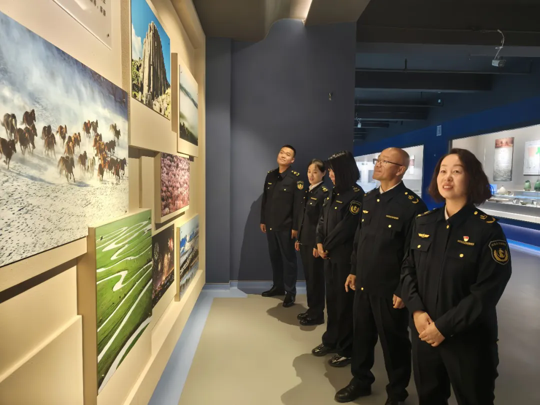 女人与公狍交酡女免费