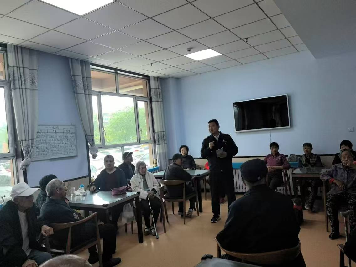 女人与公狍交酡女免费