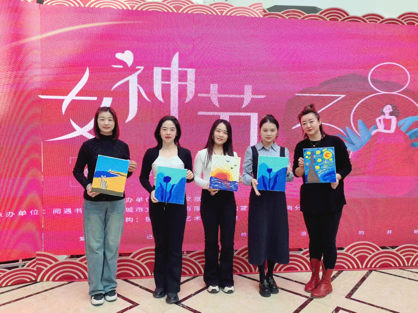 女人与公狍交酡女免费