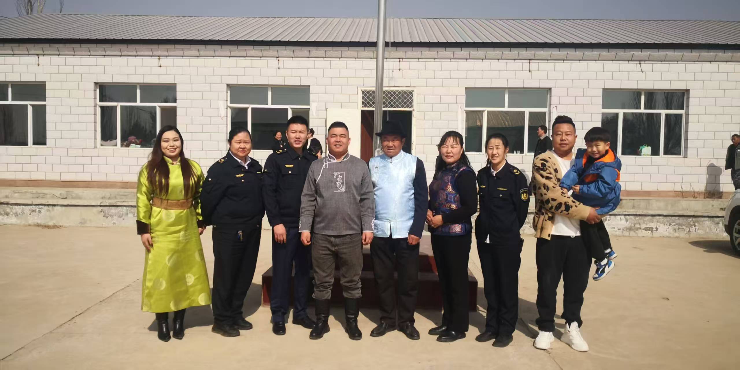 女人与公狍交酡女免费