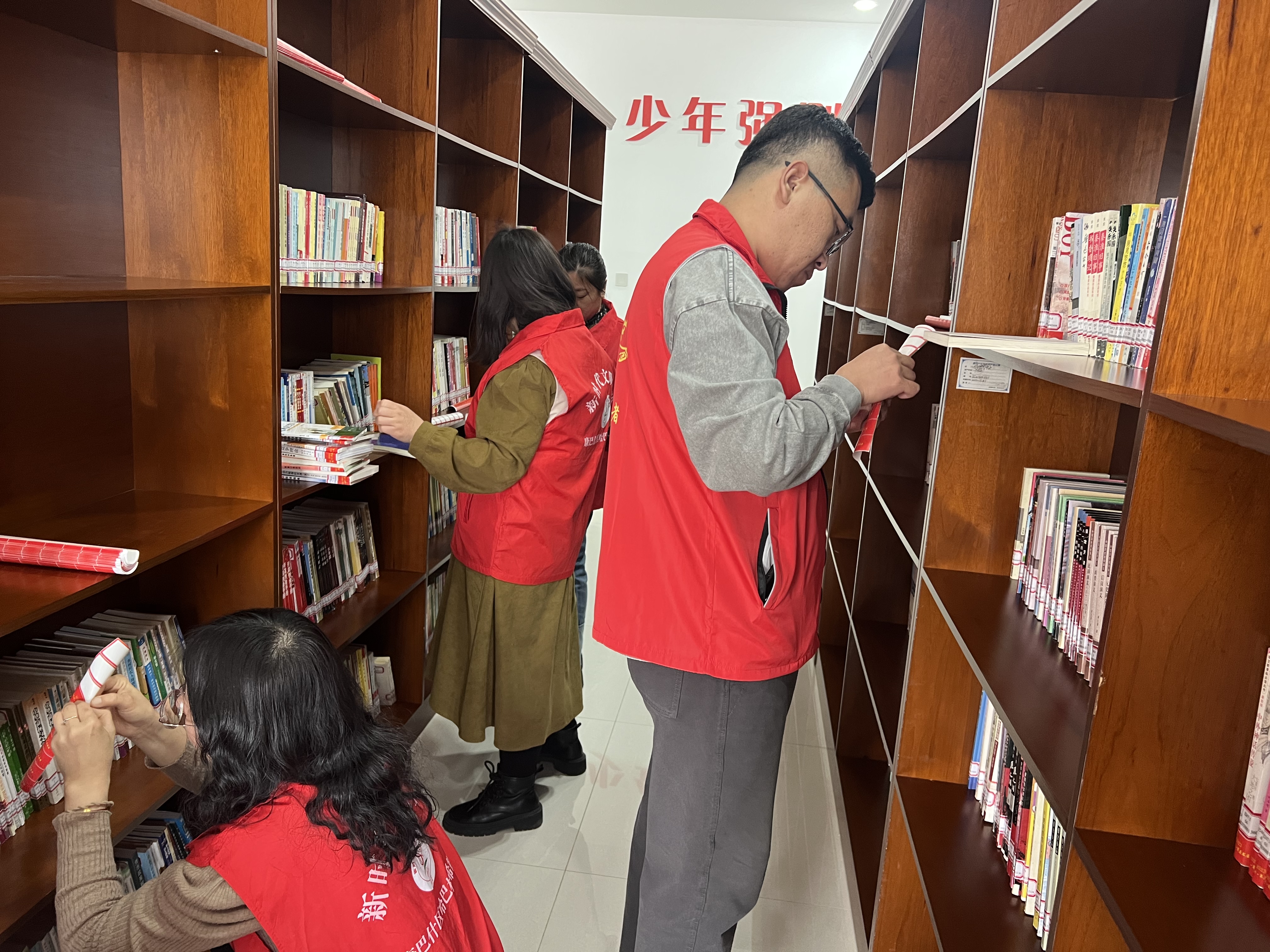 女人与公狍交酡女免费