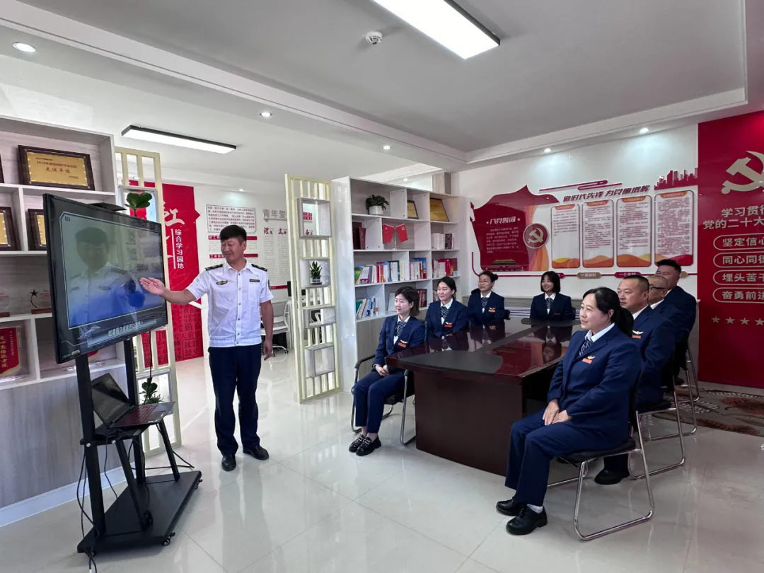 女人与公狍交酡女免费