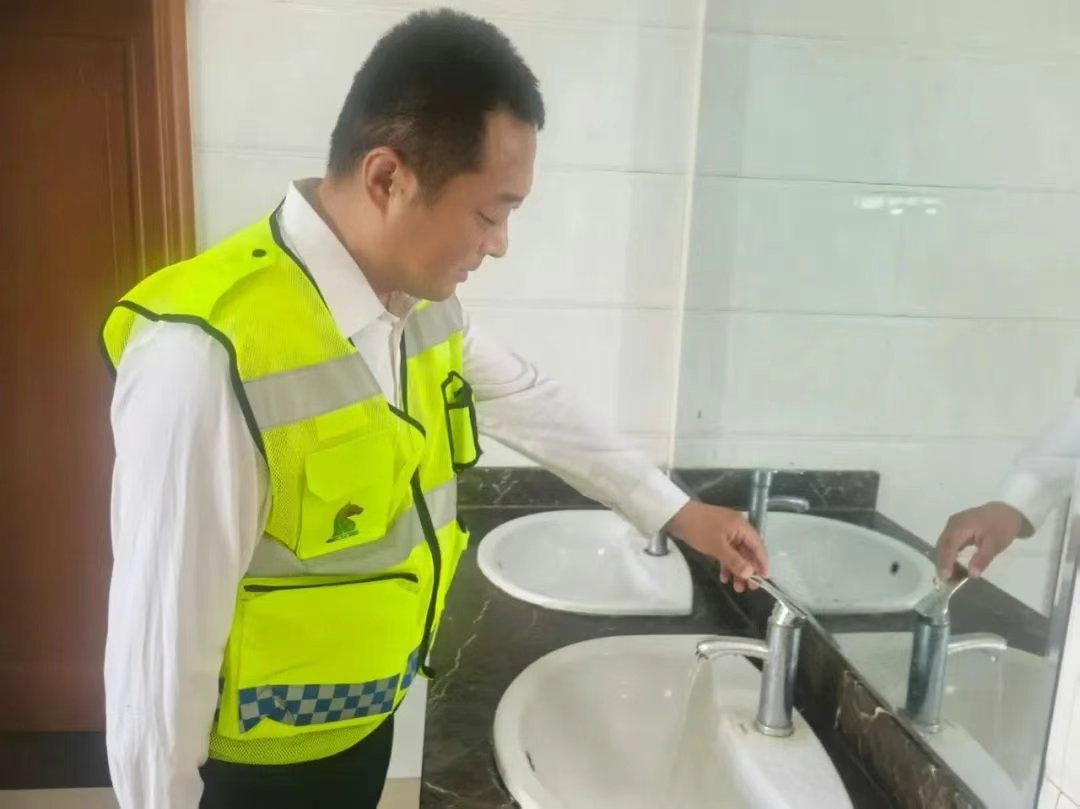 女人与公狍交酡女免费