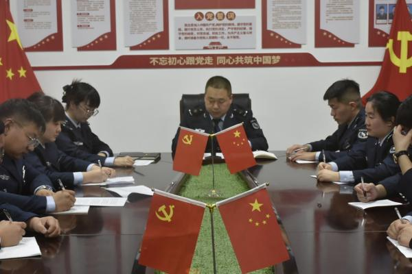 女人与公狍交酡女免费