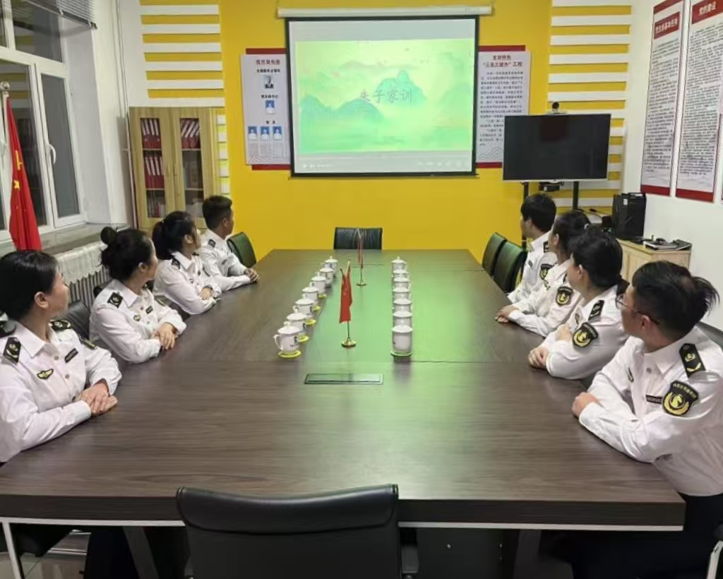 女人与公狍交酡女免费