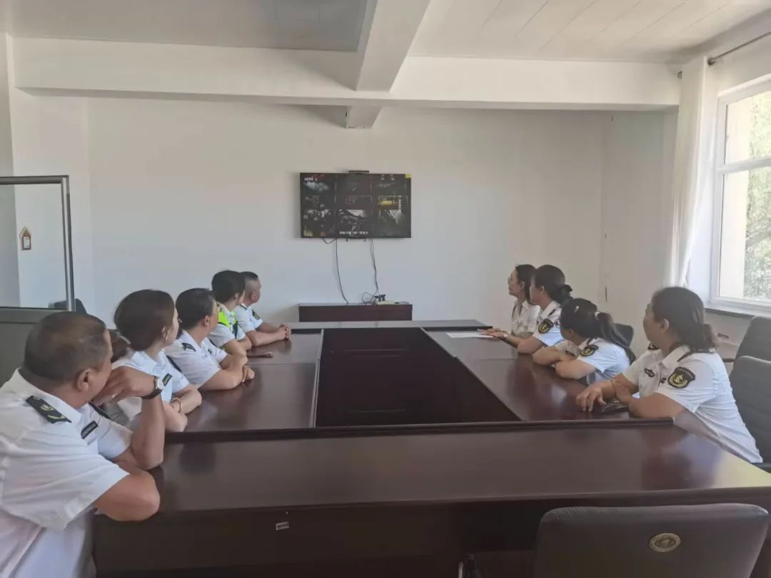 女人与公狍交酡女免费