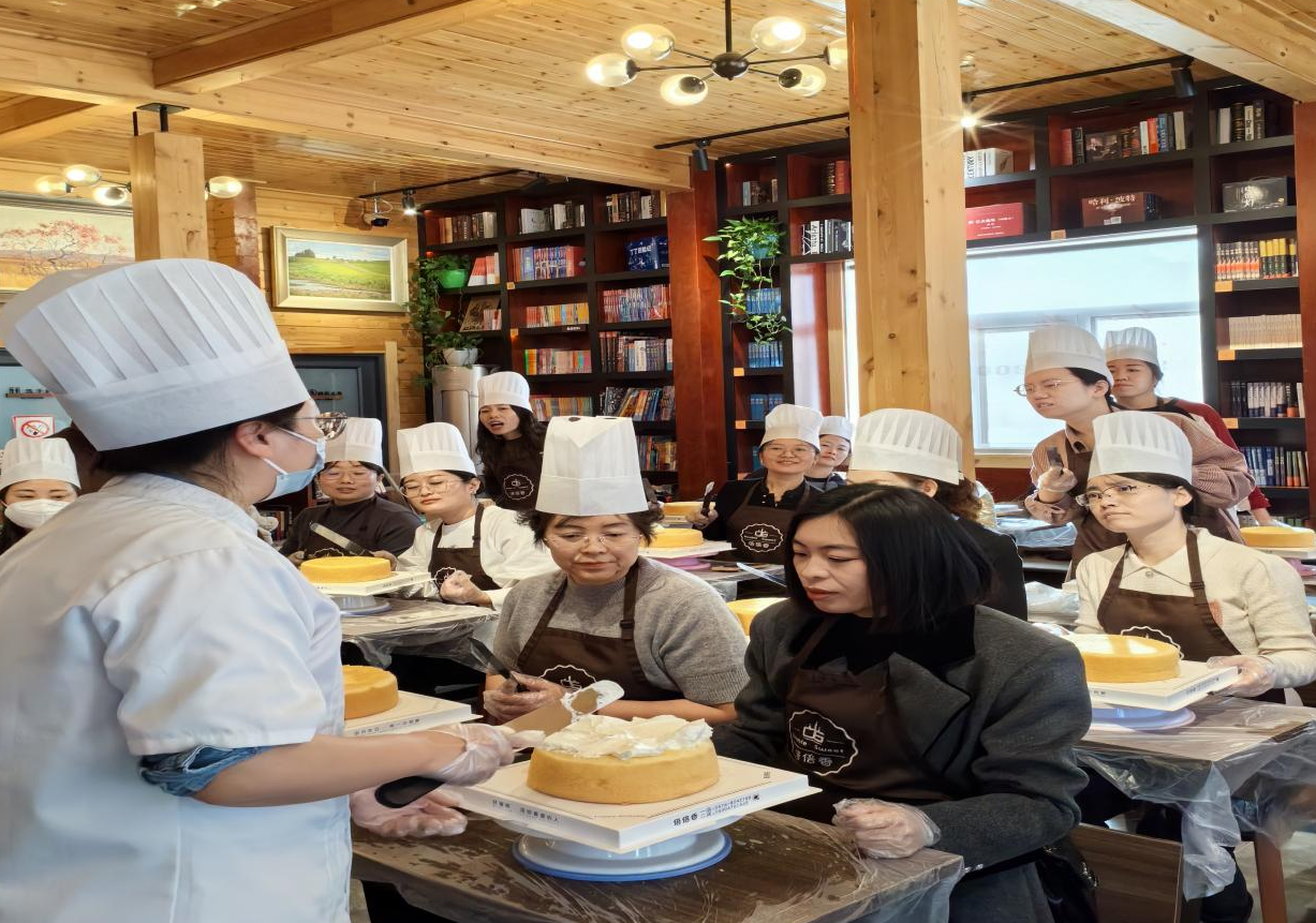 女人与公狍交酡女免费