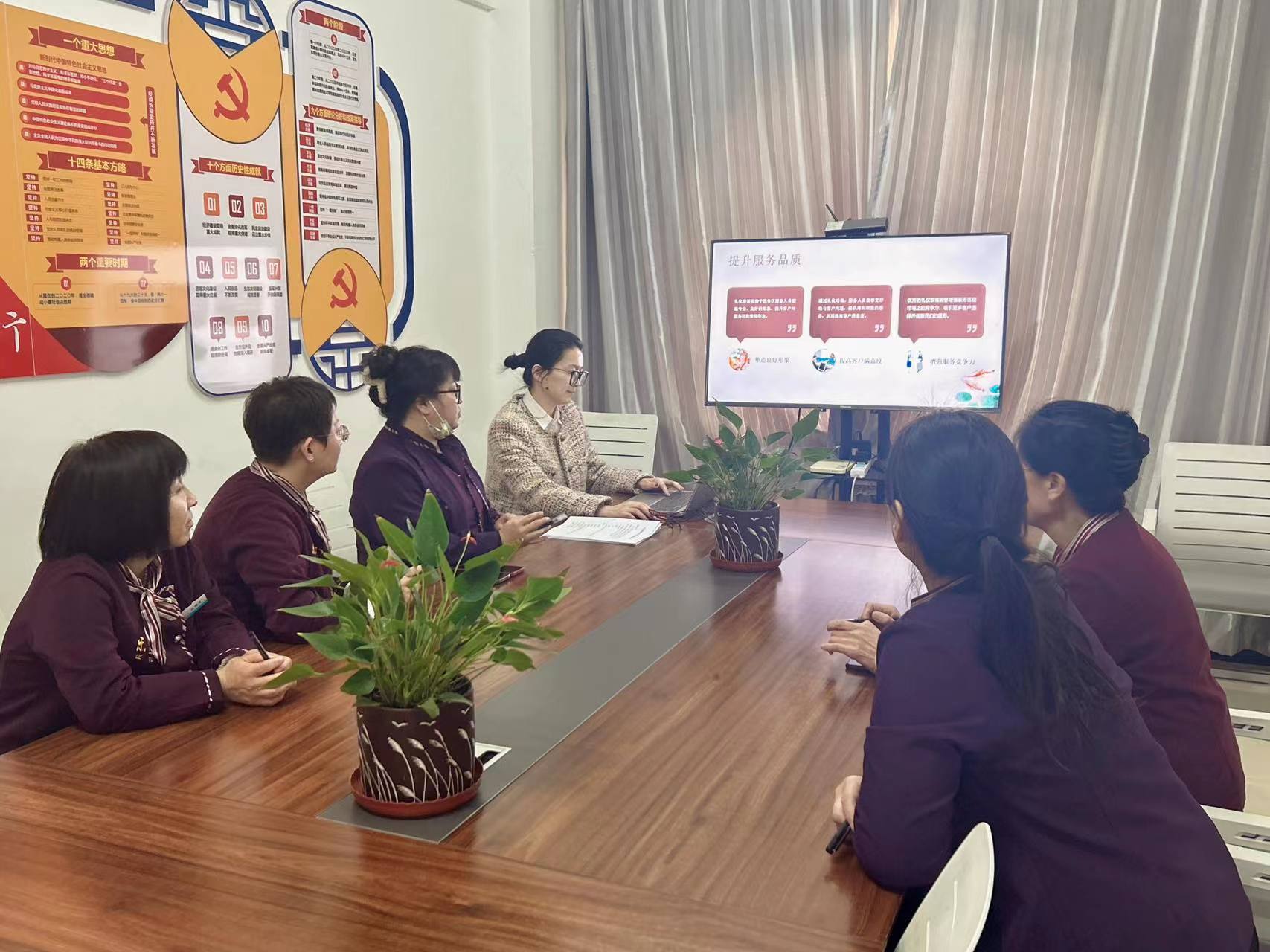 女人与公狍交酡女免费