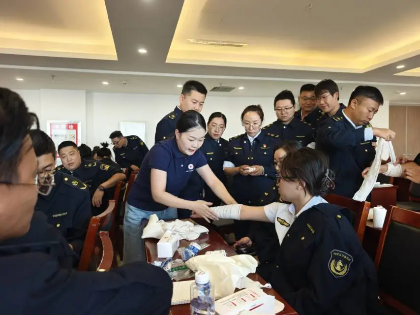 女人与公狍交酡女免费