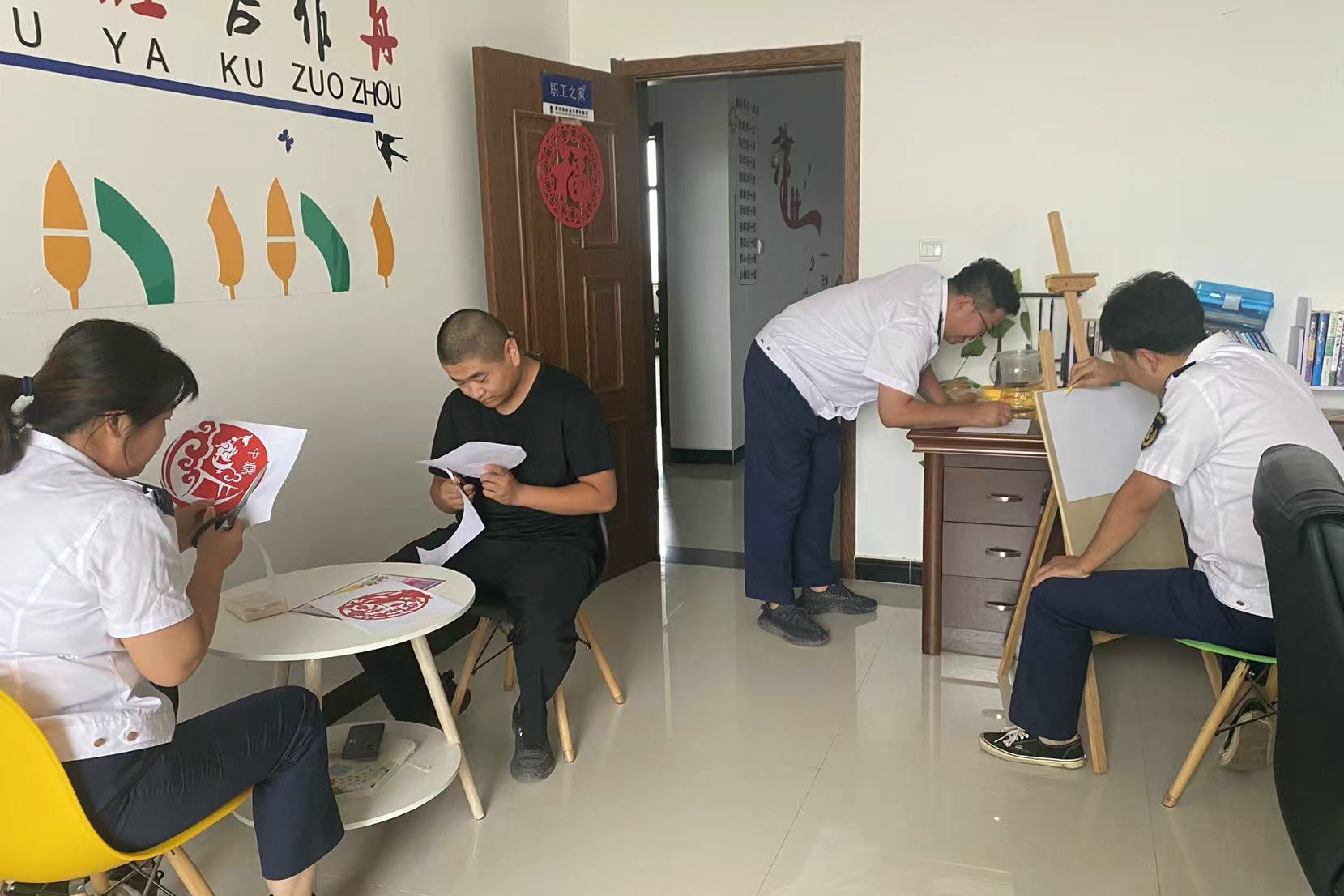 女人与公狍交酡女免费