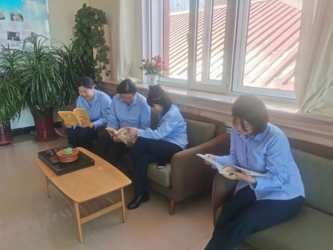 女人与公狍交酡女免费