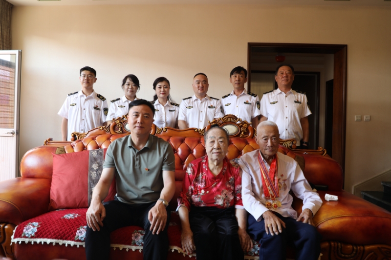 女人与公狍交酡女免费