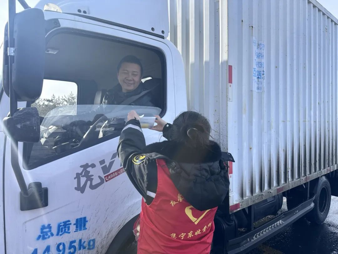 女人与公狍交酡女免费