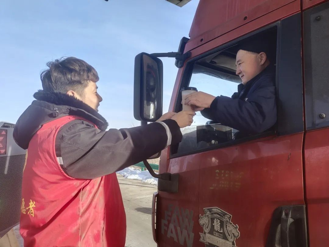 女人与公狍交酡女免费