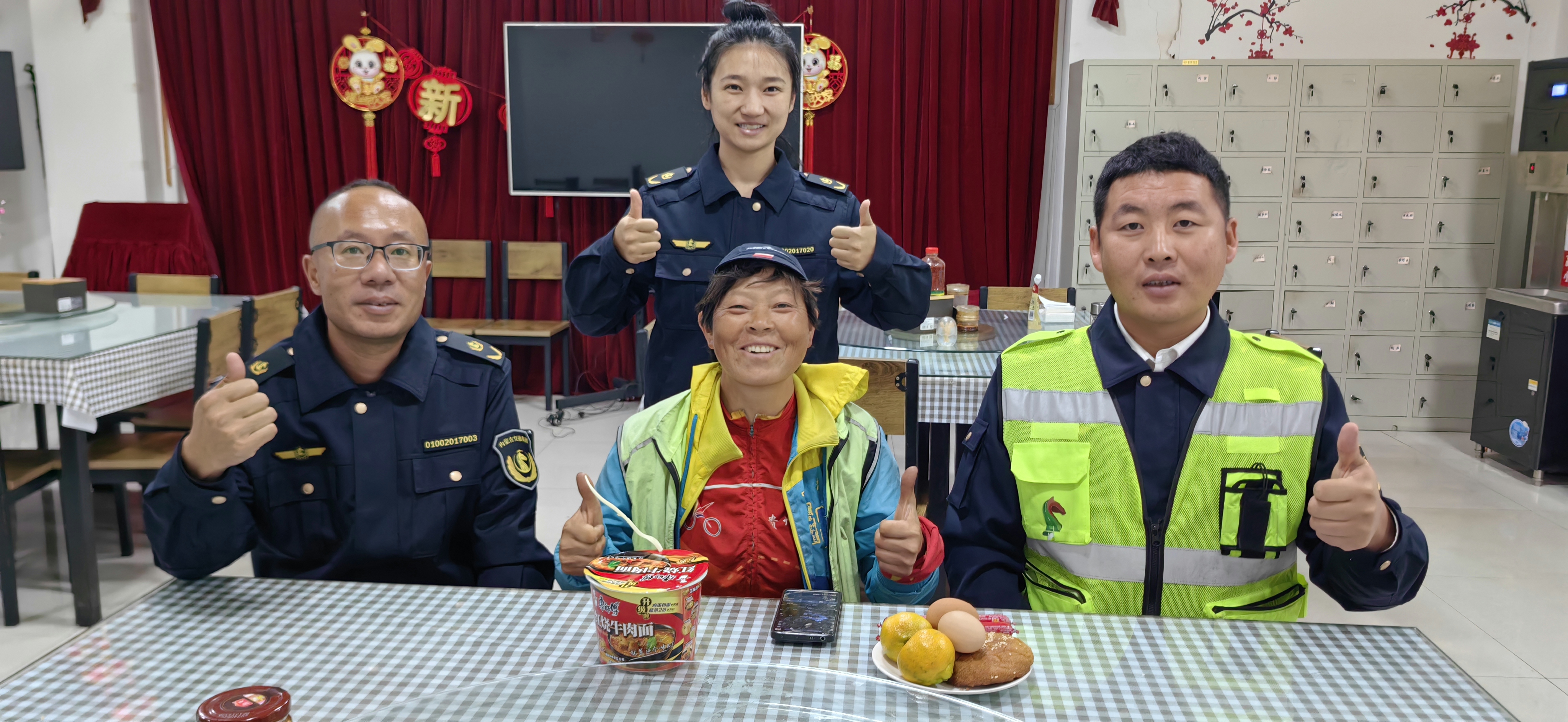 女人与公狍交酡女免费