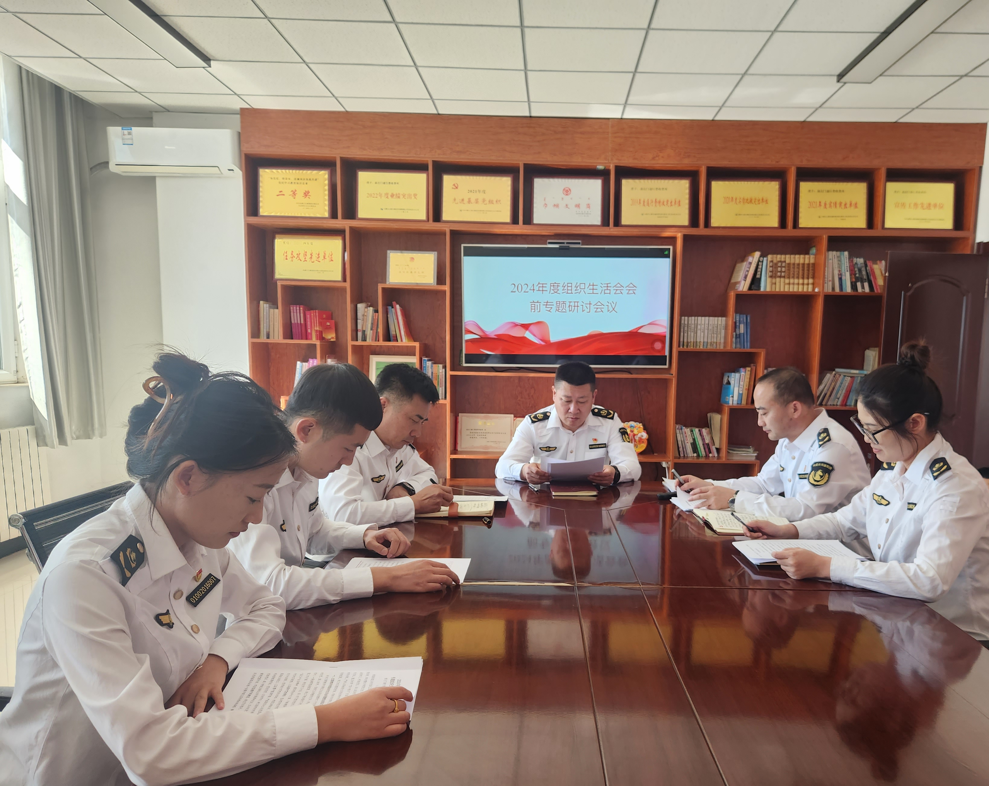 女人与公狍交酡女免费