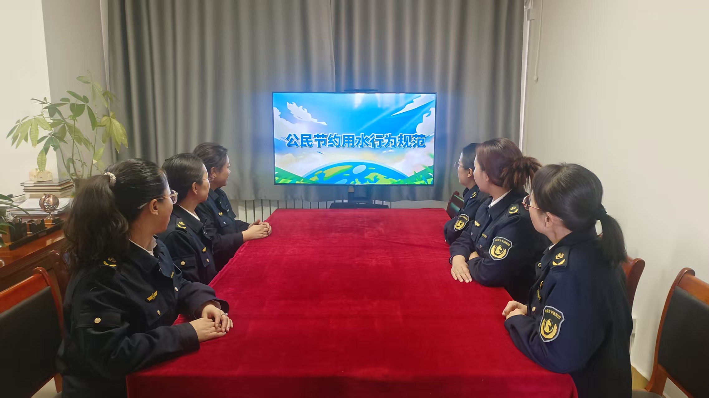 女人与公狍交酡女免费