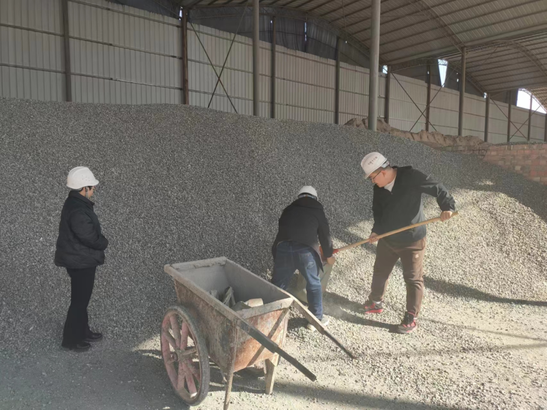 女人与公狍交酡女免费